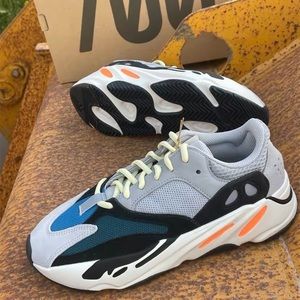 Yeezy Boost 700 Wave Runner